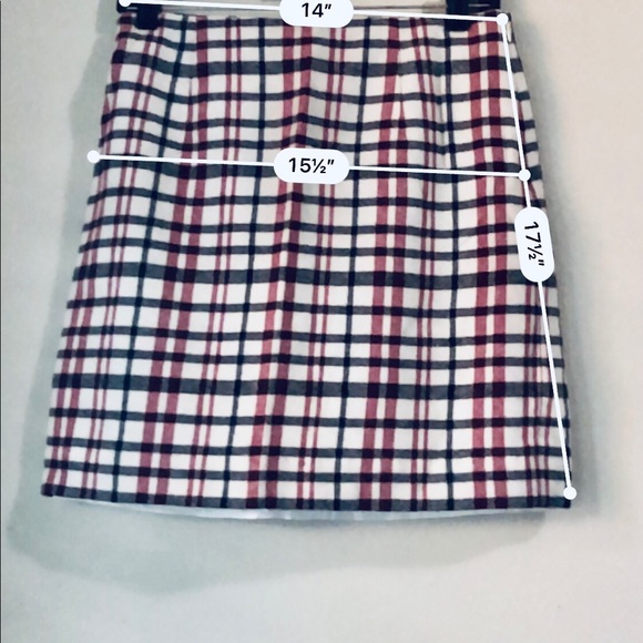 💎Ann Taylor Red & Black Plaid Skirt💎 - Picture 3 of 3
